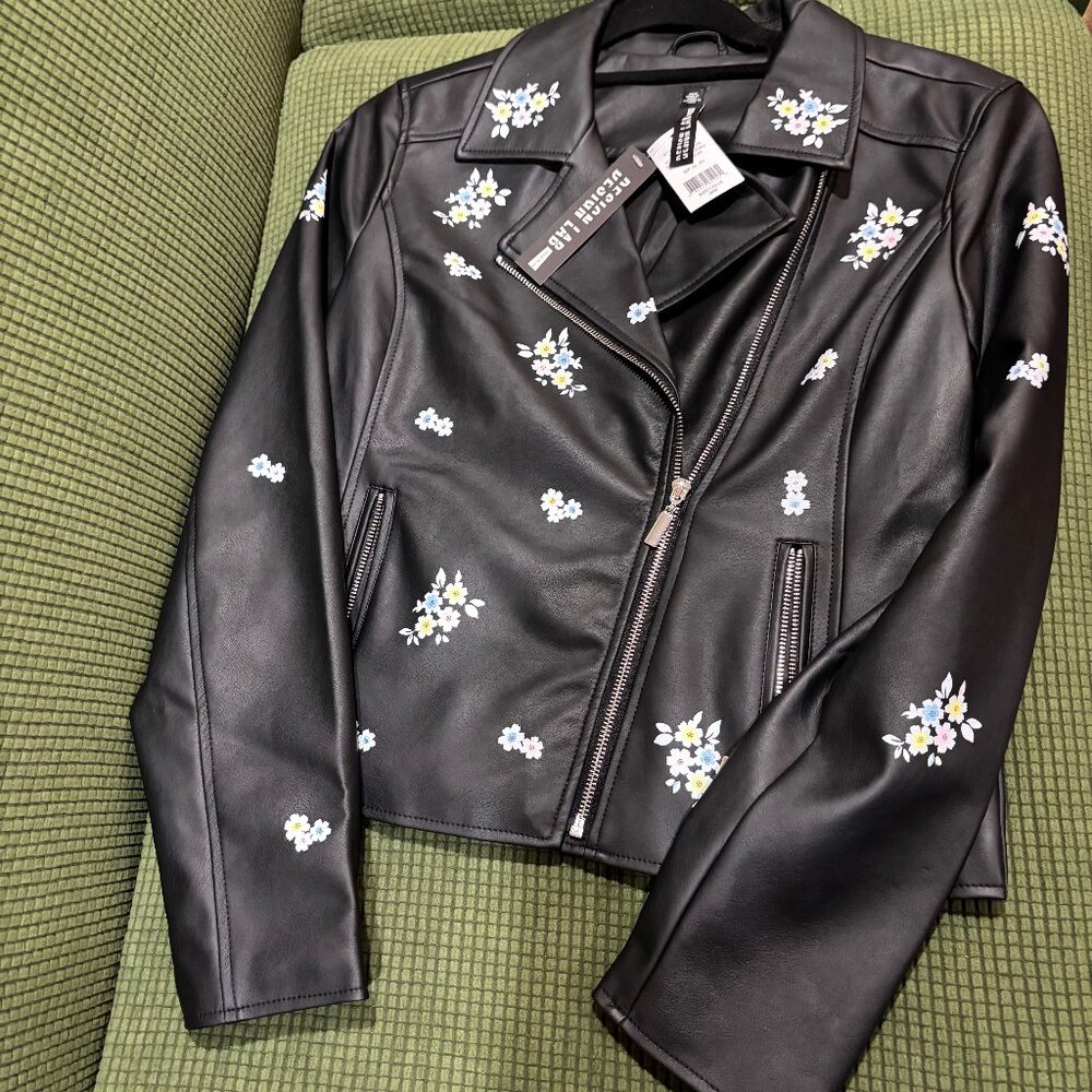 Design Lab Black with Flowers Vegan Moto Jacket NWT SIZE M